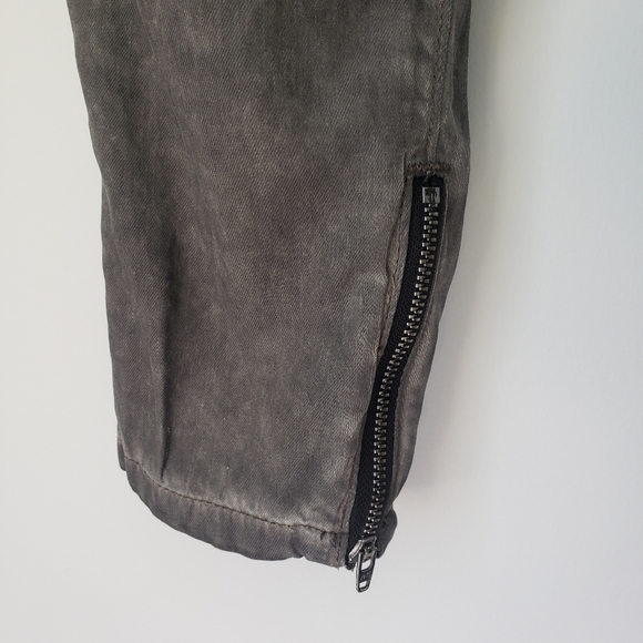 One Teaspoon Super Tough Pants in Danger 26 Baggy Jogger - Picture 9 of 16